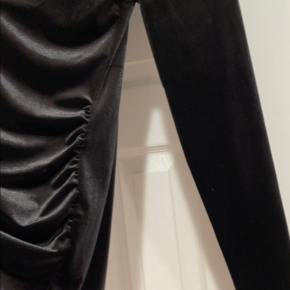 Motherhood Maternity- Velvet Top- Sz S - Picture 8 of 8